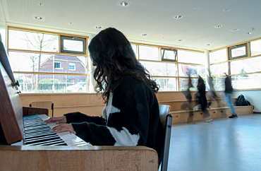 Schülerin beim Piano Point